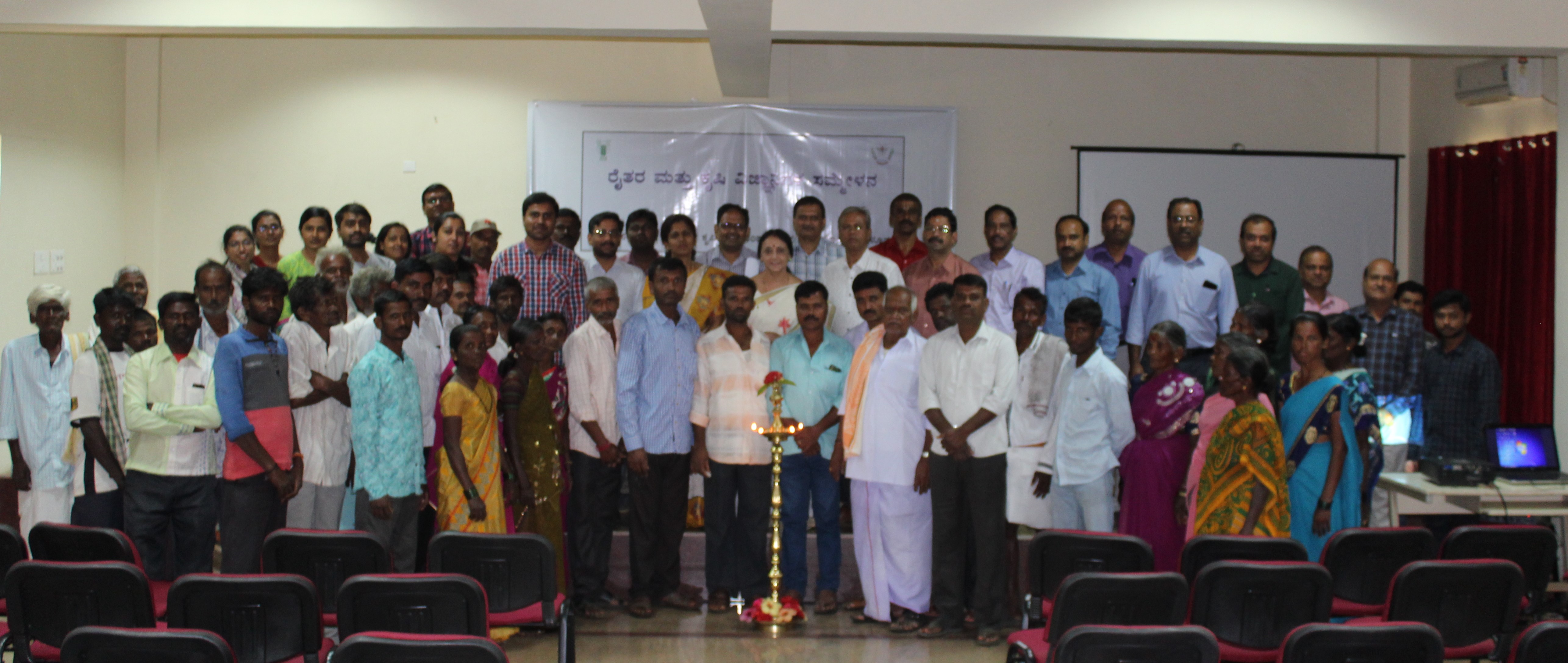 ICAR – NBAIR organises on-farm demonstration (FLD) cum Farmers - Scientists Meet on Management of Fall Armyworm, Spodoptera frugiperda in festing maize fields on 3/8/2019
